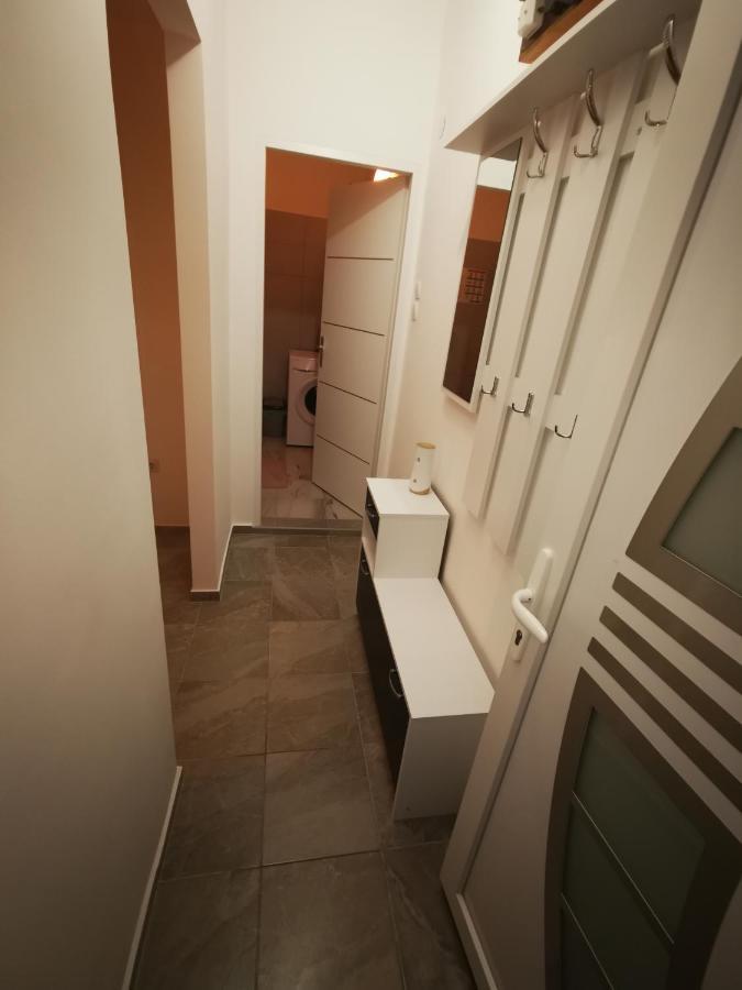Ema Studio Apartman Karlovac Exterior photo